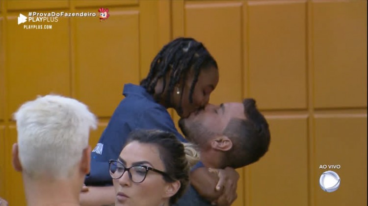 Sabrina ganha beijo de Rodrigo após vencer Prova do ...